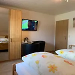 Am Kurgarten ゲストハウス ベンサージール